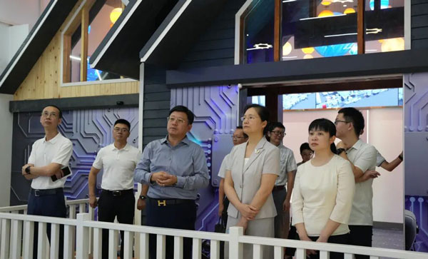 省工信廳領導蒞臨匯興智造調研指導 以智能制造賦能工業高質量發展